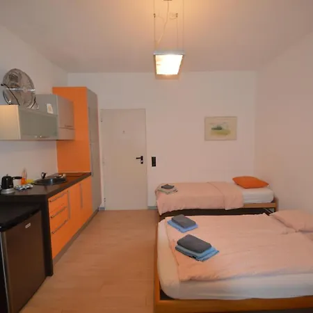 Summer Apartments Lugano - Downtown City Center & Lake Nearby דירה