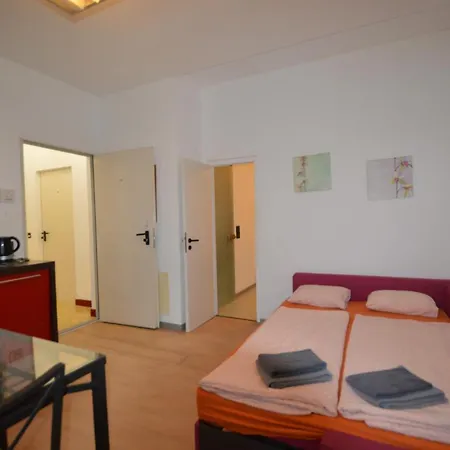 Summer Apartments Lugano - Downtown City Center & Lake Nearby * לוגאנו