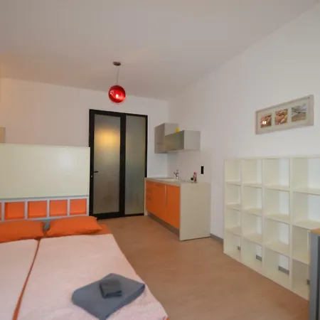 Summer Apartments Lugano - Downtown City Center & Lake Nearby *