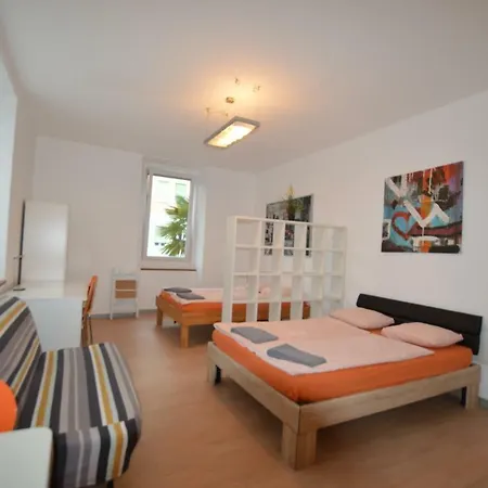 Summer Apartments Lugano - Downtown City Center & Lake Nearby לוגאנו