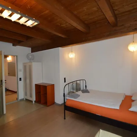 Summer Apartments Lugano - Downtown City Center & Lake Nearby * לוגאנו