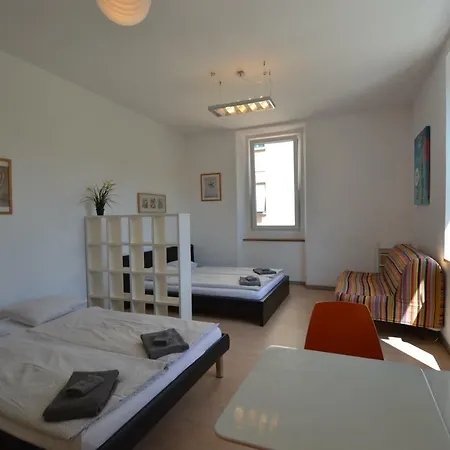 Summer Apartments Lugano - Downtown City Center & Lake Nearby דירה *
